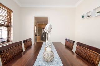 apartment styled accommodation self catering bluewater bay king guest lodge dining room