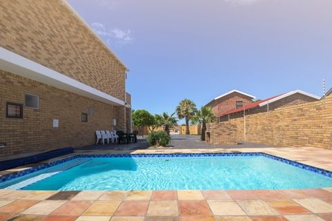 sea side accommodation guest lodge bluewater bay king 03